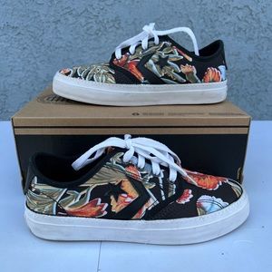 Converse Unisex Zakim Ox Sneakers